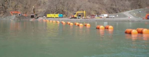 水中バックホウの養浜工事