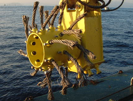 水中バックホウの漁場整備工事